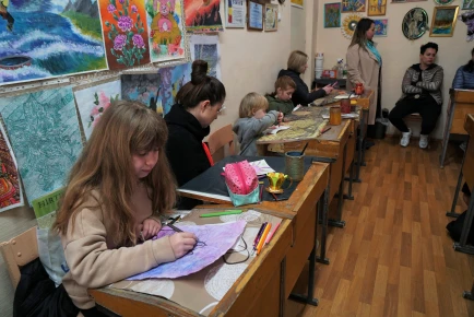 These are the moments when we don't have to think about reality, says Oxana - SOS Ukraine supports leisure centres for refugees in Moldova 