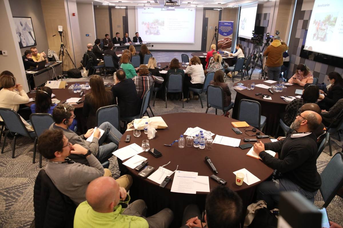 Mii de gospodării vulnerabile din țară, susținute de Uniunea Europeană și People in Need Moldova, au fost ajutate să treacă mai ușor de criza energetică