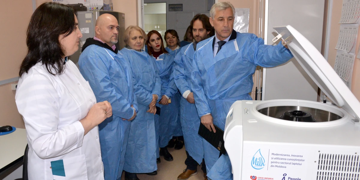 Centrul Republican de Diagnostic Veterinar a primit o donație de echipament   pentru monitorizarea calității laptelui, metode în concordanță cu cerințele UE