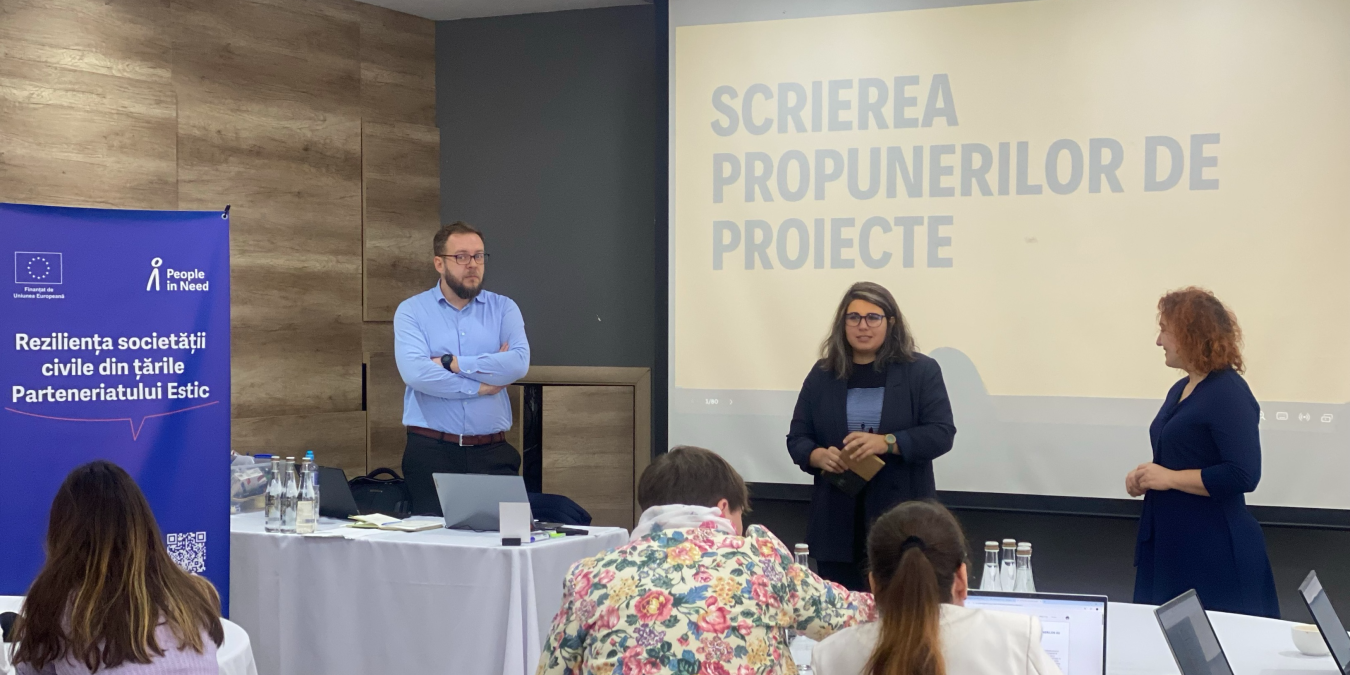 Мы повышаем устойчивость гражданского общества с помощью надежных проектов и партнерств