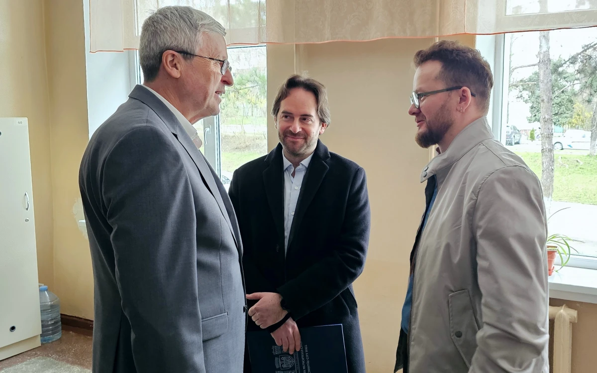 Ambasadorul Republicii Cehe la Chișinău, Jaromír Plíšek, Guillermo Llinás și Rafał Chibowski