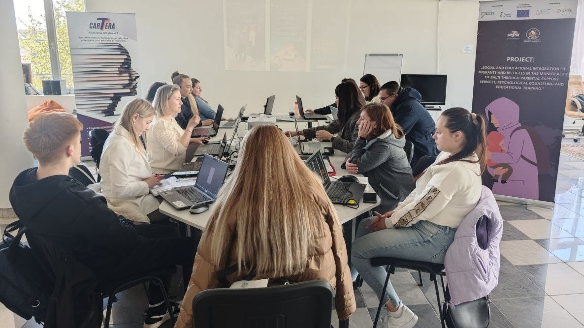 Integrarea refugiaților și migranților prin servicii accesibile și colaborare locală