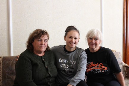 Natalia și fiica sa din Ucraina, găzduite de familia Nataliei